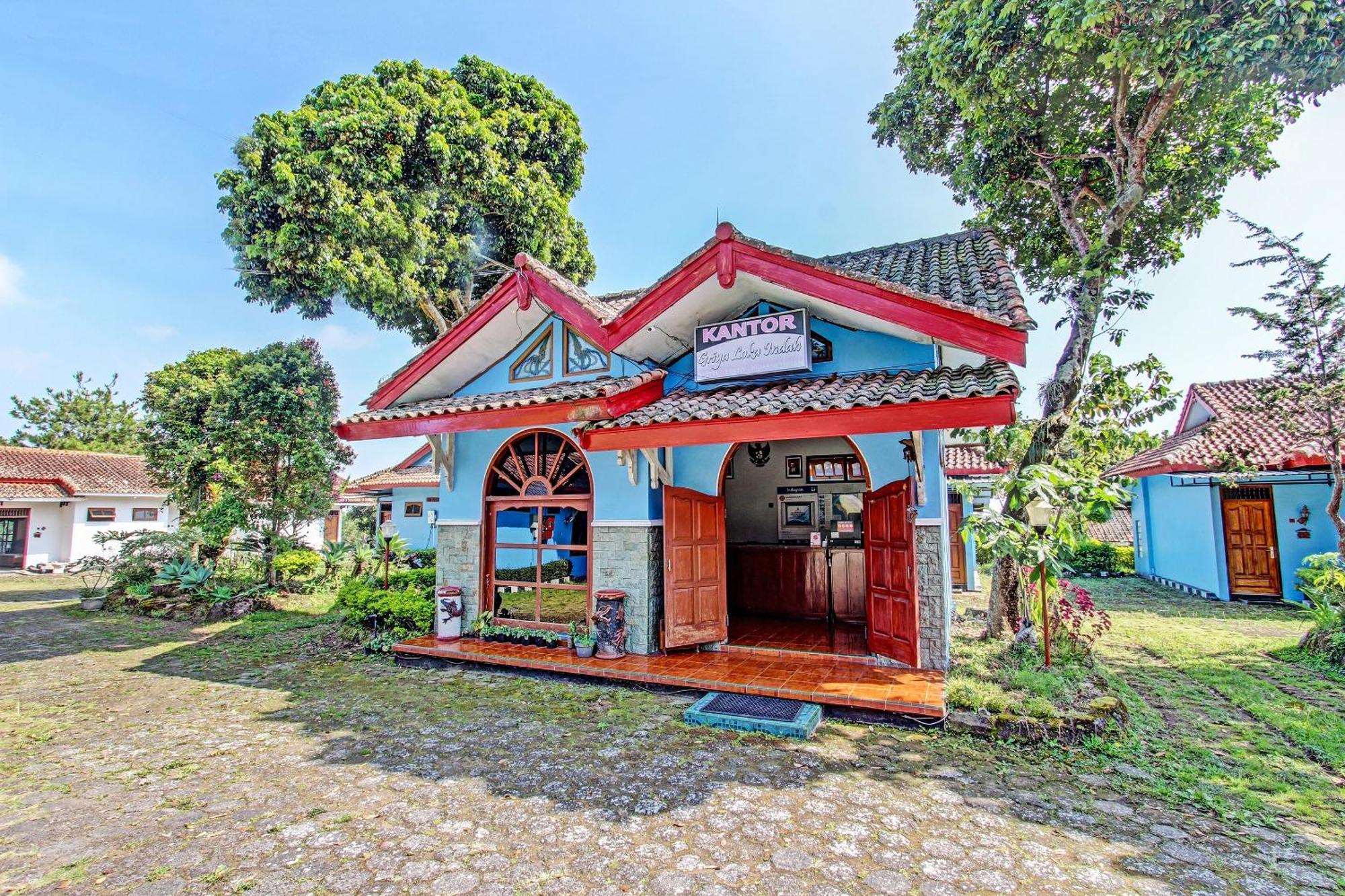 Capital O 91644 Loka Hause Hotel Salatiga Luaran gambar